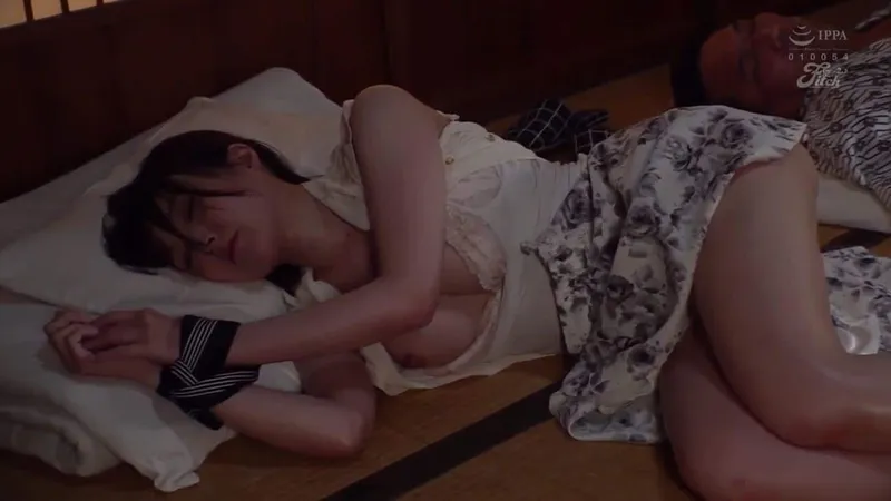 Xin Anh xã đi bàn việc làm ăn với cấp trên, nữ nhân viên rơi vào kế hoạch của ông quản lý biến thái